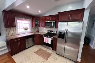 110-26 175th St, Jamaica, NY 11433 - Photo 8