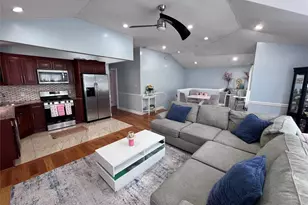 110-26 175th St, Jamaica, NY 11433 - Photo 10