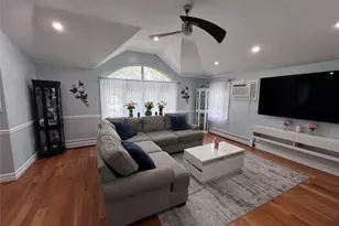 110-26 175th St, Jamaica, NY 11433 - Photo 6