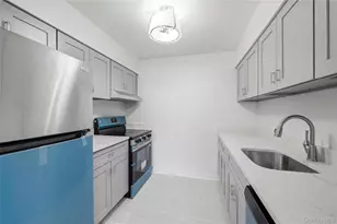 1901 Cortland Dr, Newburgh, NY 12550 - Photo 4