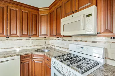 6701 152nd Street #220A, Flushing, NY 11367 - Photo 8