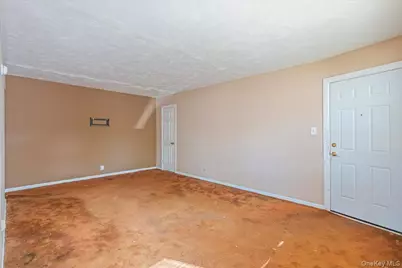 6701 152nd Street #220A, Flushing, NY 11367 - Photo 4