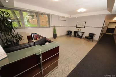 3410 De Reimer Avenue #3C, Bronx, NY 10475 - Photo 2