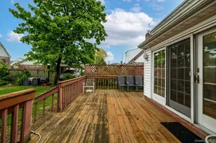 91 Lutz Dr, Valley Stream, NY 11580 - Photo 24