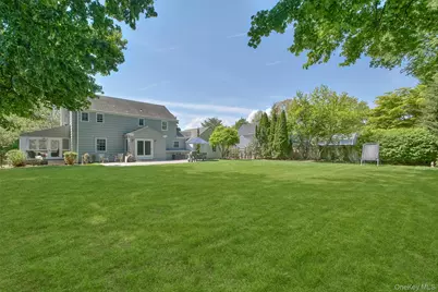 71 Heatherbloom Road, White Plains, NY 10605 - Photo 4