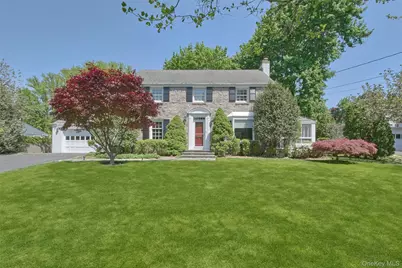 71 Heatherbloom Road, White Plains, NY 10605 - Photo 1