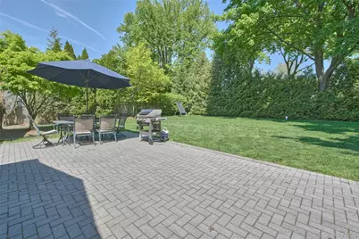 71 Heatherbloom Road, White Plains, NY 10605 - Photo 6