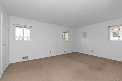 2461 Merrick Avenue, Merrick, NY 11566 - Photo 12