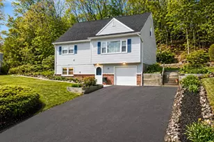 46 Graney Ct, Pearl River, NY 10965 - Photo 2