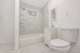 54 5th St, Ronkonkoma, NY 11779 - Photo 12