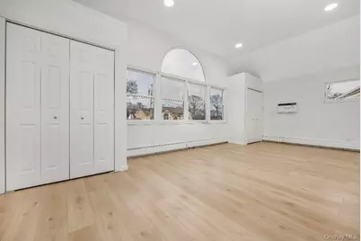 54 5th Street, Ronkonkoma, NY 11779 - Photo 20