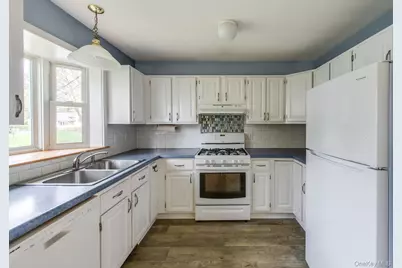 34 Appletree Drive, Rhinebeck, NY 12572 - Photo 8