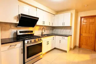 152-12 Peck Ave, Flushing, NY 11355 - Photo 2