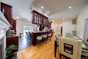 97 Chestnut St, Mount Sinai, NY 11766 - Photo 10