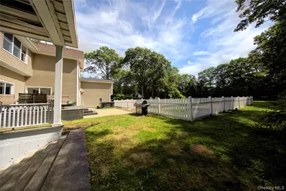 97 Chestnut Street, Mount Sinai, NY 11766 - Photo 42
