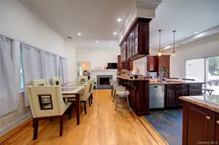 97 Chestnut St, Mount Sinai, NY 11766 - Photo 12