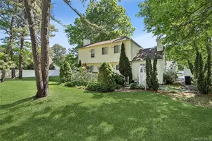16 Winterberry Dr, Middle Island, NY 11953 - Photo 22