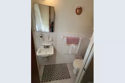 1056 Swinton Avenue, Bronx, NY 10465 - Photo 12