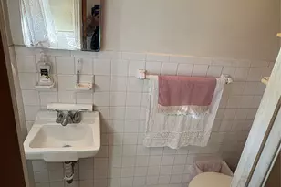 1056 Swinton Ave, Bronx, NY 10465 - Photo 12