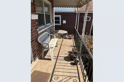 1056 Swinton Avenue, Bronx, NY 10465 - Photo 4