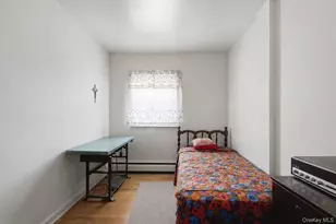1056 Swinton Ave, Bronx, NY 10465 - Photo 16