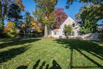 61 Drexel Avenue, Westbury, NY 11590 - Photo 28