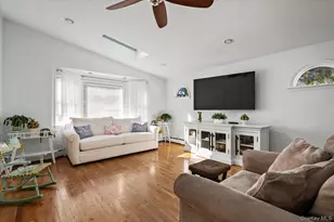 61 Drexel Ave, Westbury, NY 11590 - Photo 12