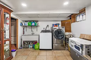 61 Drexel Ave, Westbury, NY 11590 - Photo 24