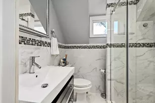 61 Drexel Ave, Westbury, NY 11590 - Photo 20