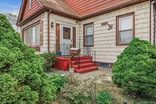 1033 N Fletcher Ave, Valley Stream, NY 11580 - Photo 10