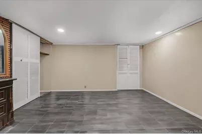 1033 N Fletcher Avenue, Valley Stream, NY 11580 - Photo 24
