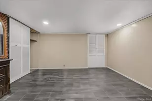 1033 N Fletcher Ave, Valley Stream, NY 11580 - Photo 24