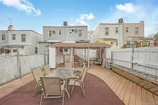 59-18 60th St, Maspeth, NY 11378 - Photo 26