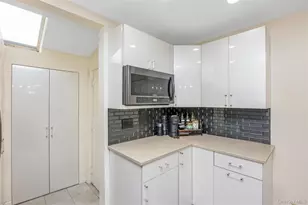59-18 60th St, Maspeth, NY 11378 - Photo 20