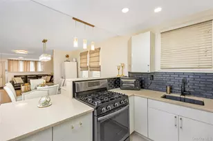 59-18 60th St, Maspeth, NY 11378 - Photo 18