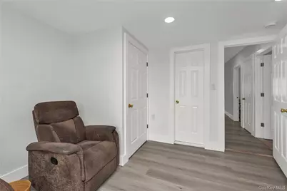 347 E Pine Street, Long Beach, NY 11561 - Photo 8