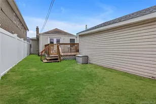 347 E Pine St, Long Beach, NY 11561 - Photo 14