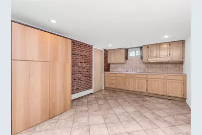90 Remsen Circle, Yonkers, NY 10710 - Photo 22