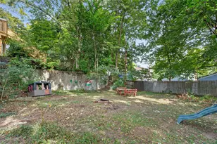 310 Carpenter Ave, Newburgh, NY 12550 - Photo 46