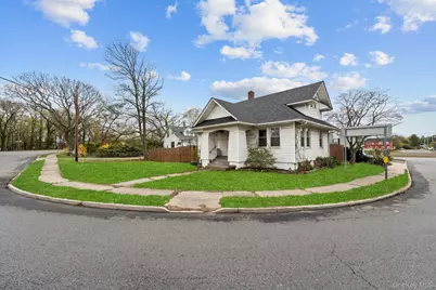 218 Islip Boulevard, Islip Terrace, NY 11752 - Photo 4