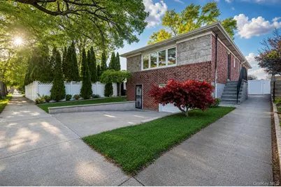 160-11 24th Avenue, Whitestone, NY 11357 - Photo 42