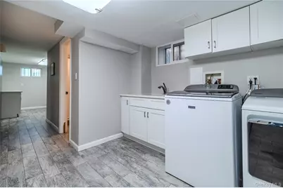 160-11 24th Avenue, Whitestone, NY 11357 - Photo 38