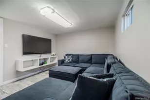 160-11 24th Ave, Whitestone, NY 11357 - Photo 32