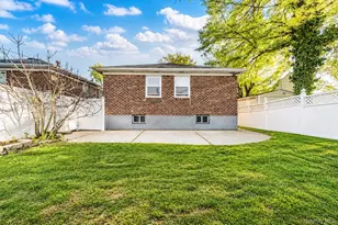 160-11 24th Ave, Whitestone, NY 11357 - Photo 44