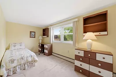 1733 Meadow Court, East Meadow, NY 11554 - Photo 18