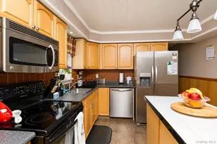 43 A Somerset St, Centereach, NY 11720 - Photo 12