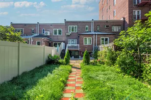 65-25 Alderton St, Rego Park, NY 11374 - Photo 24