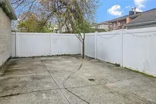 226-12 146th Ave, Springfield Gardens, NY 11413 - Photo 12