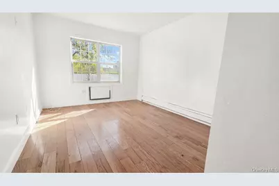 226-12 146th Avenue, Springfield Gardens, NY 11413 - Photo 8