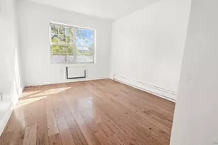 226-12 146th Ave, Springfield Gardens, NY 11413 - Photo 8